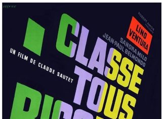 Classe Tous Risques, le plus grand film de gangsters français de tous les temps Affiche de film français. Sur un fond noir, en grandes lettres vertes , bleues et jaunes, le titre du film « CLASSE TOUS RISQUES » est inscrit en diagonale, du coin supérieur droit vers le coin inférieur gauche. Juste au-dessus, en lettres blanches plus petites, figurent les noms SANDRA MILO et JEAN PAUL BELMONDO, et au-dessus, en lettres noires sur fond orange, LINO VENTURA. En bas à droite figurent les noms de l'équipe technique.